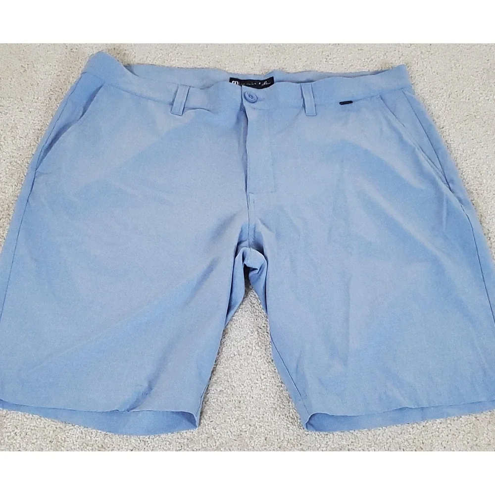 Travis Mathew Men's Shorts Size 38 Actually Measure 40 Blue Lightweight Shorts